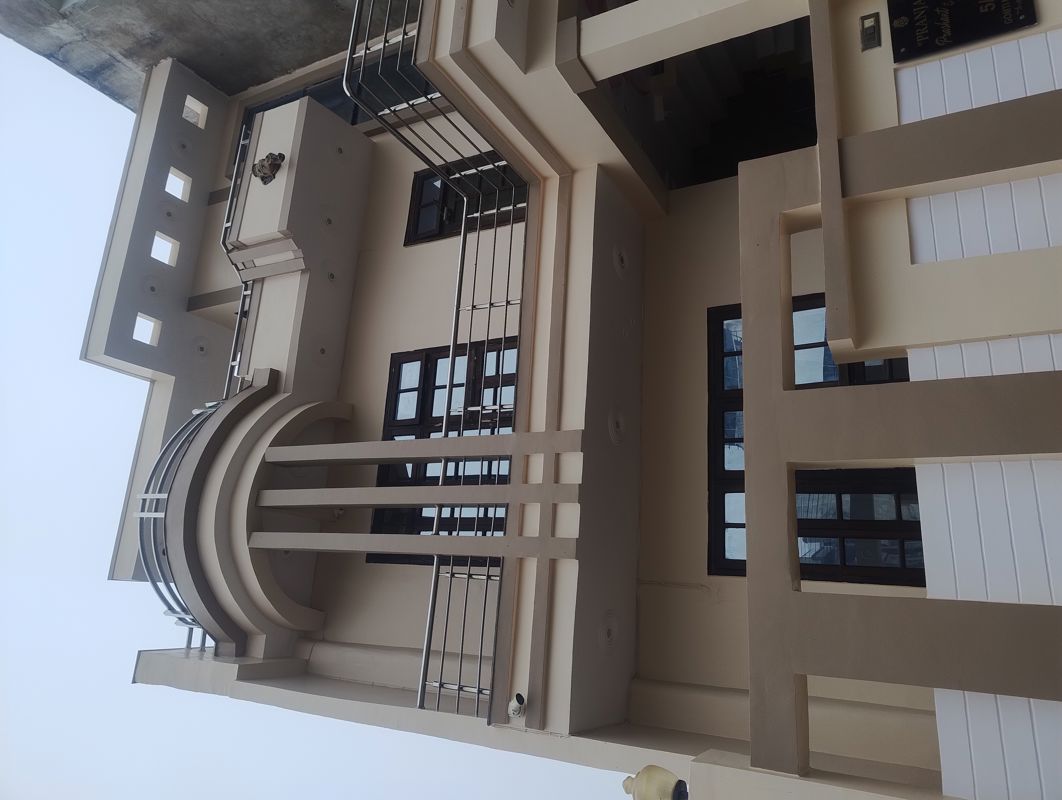 2 BHK + Extra Room Independent House For Rent in Gomti Nagar