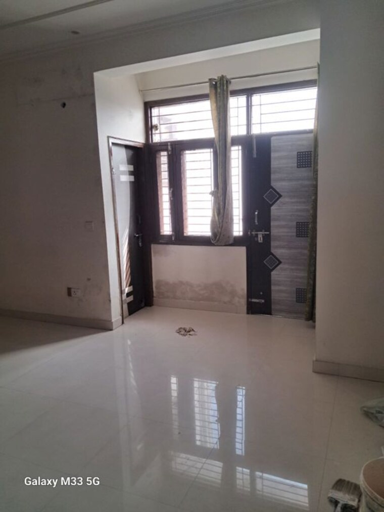 Room, migsun-vilaasa 2 Bedroom 660 Sq.Ft. Apartment In Eta Ii Greater Noida Greater Noida 9737603