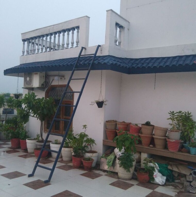 Exterior View, anamika-enclave 3 Bedroom 250 Sq.Yd. Builder Floor In Prem Nagar 2 Gurgaon 9737612