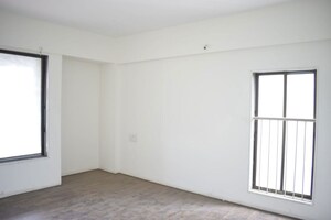 Room in 3 BHK Apartment at Sarsan Nancy Hillview, Baner – for Rent