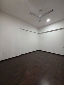 3 BHK + Pooja Room Apartment For Rent in Godrej BKC