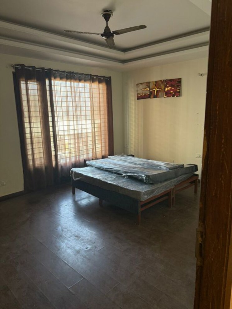 Bedroom, sector 23a 3 Bedroom 2200 Sq.Ft. Builder Floor In Sector 23a Gurgaon 9737624