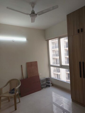 Room in 3 BHK Apartment at Ramprastha City The View, Sector 37d – for Rent