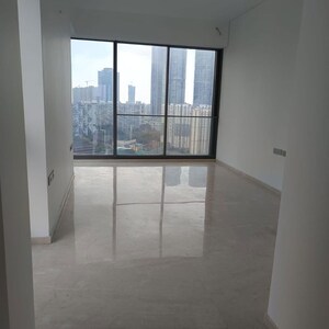 Room in 4 BHK Apartment at Rustomjee Crown, Gokhale Road – for Rent