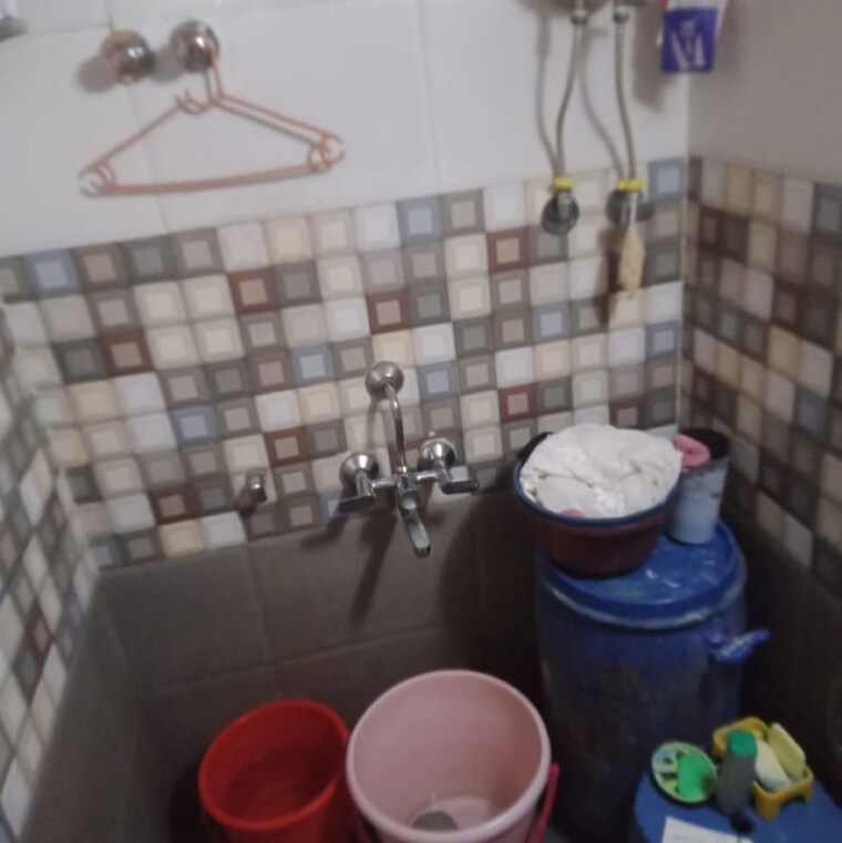 Bathroom, ng-shelter 2 Bedroom 996 Sq.Ft. Apartment In Beverly Park Thane 9737708