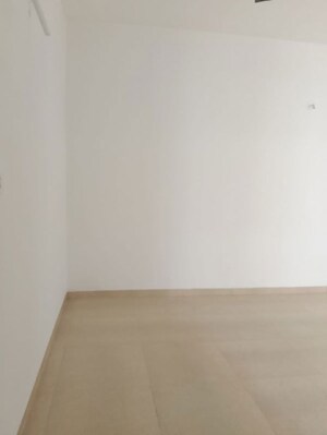 Room in 3 BHK Apartment at Sushma Grande Nxt, Lohgarh – for Rent