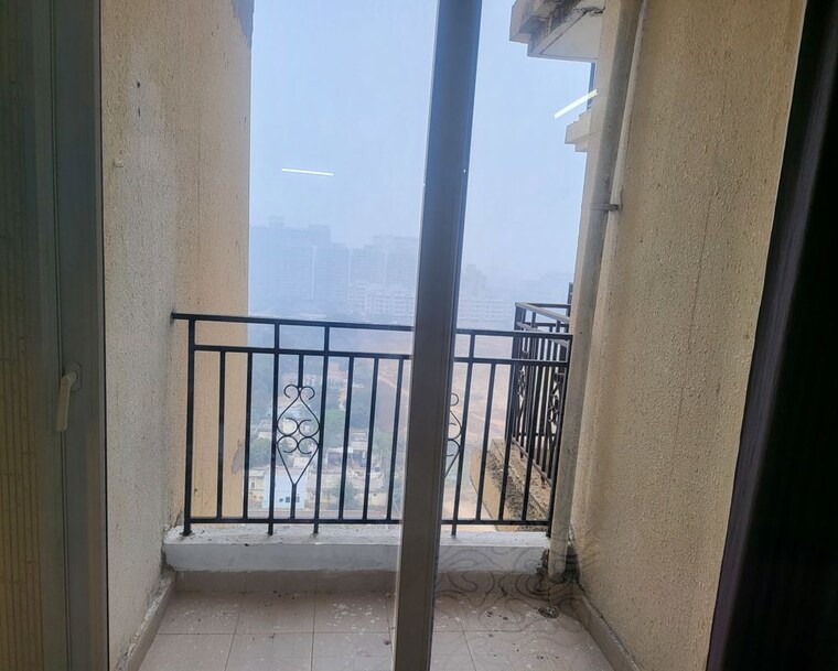 Balcony, signature-global-prime 2 Bedroom 573 Sq.Ft. Apartment In Sector 63a Gurgaon 9737716