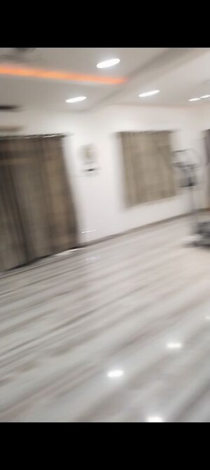 Room in 6 BHK Independent House at Madhapur – for Rent