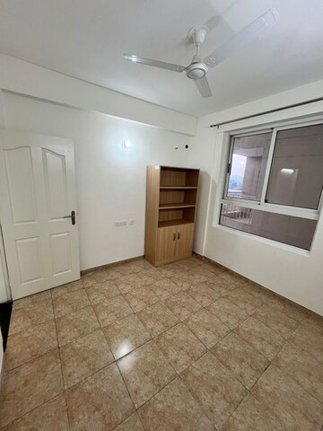 Room in 3 BHK Apartment at Sushma Joynest MOH, Bir Chhat – for Rent