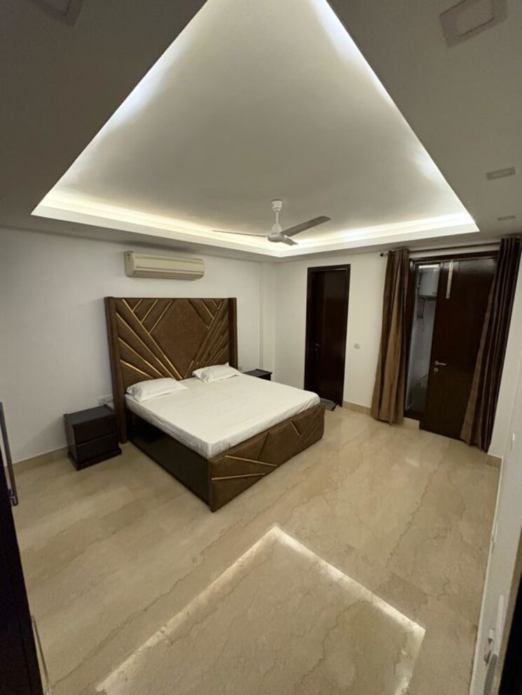 Room, greater kailash 3 Bedroom 1800 Sq.Ft. Builder Floor In Greater Kailash Delhi 9737865