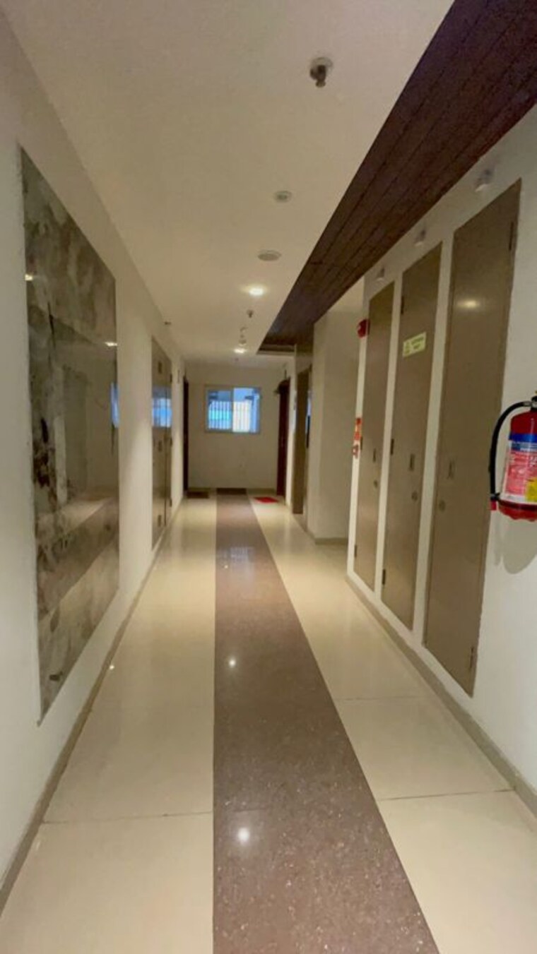 undefined, jp-eminence 2 Bedroom 750 Sq.Ft. Apartment In Andheri West Mumbai 9737876