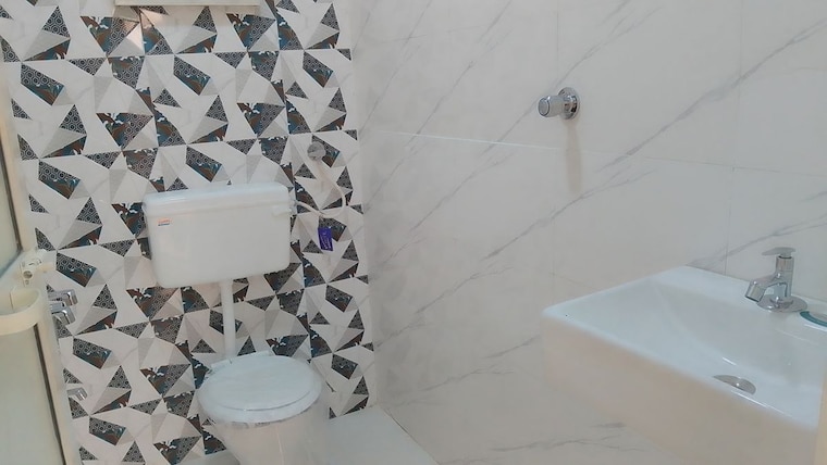 Bathroom, vaidikh-mantra 1 Bedroom 389 Sq.Ft. Builder Floor In Titwala Thane 9737883