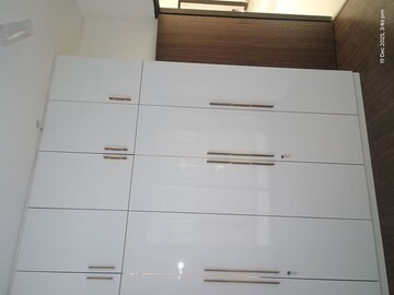 Furnished Amenities in 3 BHK Builder Floor at BPTP Amstoria, Sector 102 – for Rent