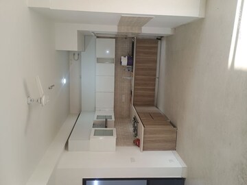 Furnished Amenities in 3 BHK Builder Floor at BPTP Amstoria, Sector 102 – for Rent