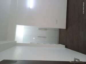 Furnished Amenities in 3 BHK Builder Floor at BPTP Amstoria, Sector 102 – for Rent