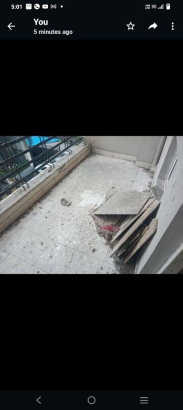 Furnished Amenities in 3.5 BHK Apartment at Gardenia Square I, Dundahera – for Sale