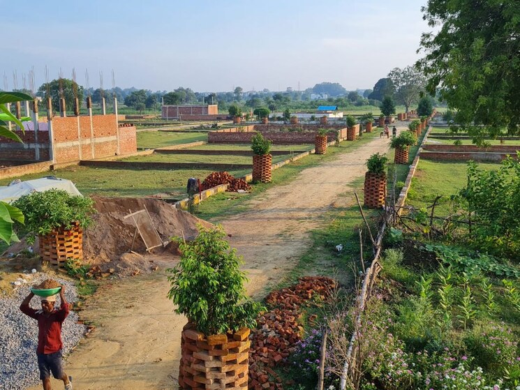 Garden, garden-estate-township  2552 Sq.Ft. Plot In Gomti Nagar Lucknow 9737919