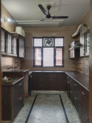 Kitchen in 3 BHK Builder Floor at Sector 37 – for Rent