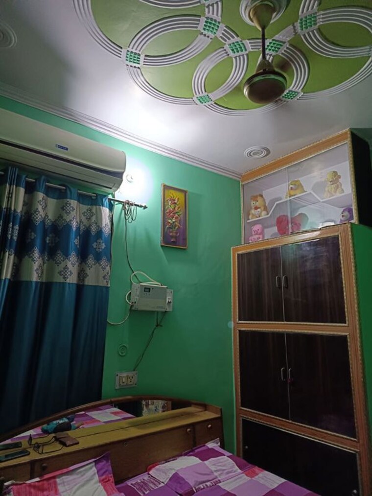 Team Area, sector 7 4 Bedroom 250 Sq.Yd. Independent House In Sector 7 Faridabad 9737932