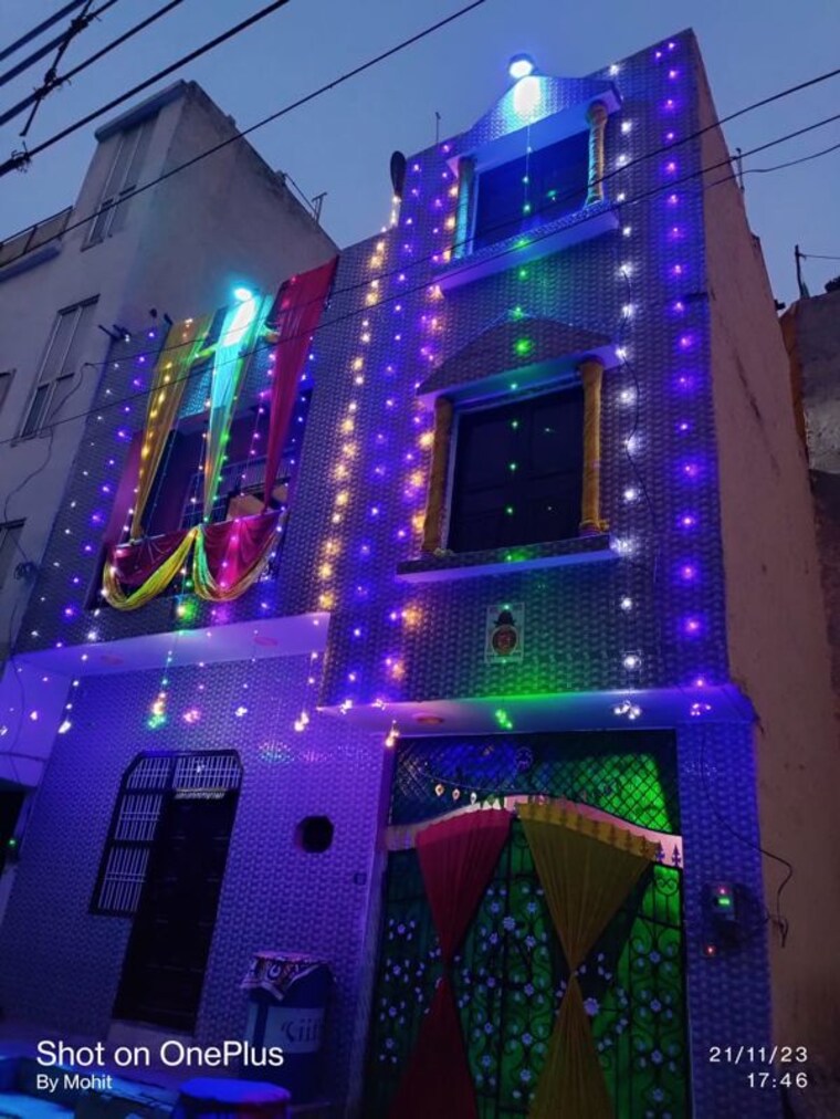 Master Plan, sector 7 4 Bedroom 250 Sq.Yd. Independent House In Sector 7 Faridabad 9737932