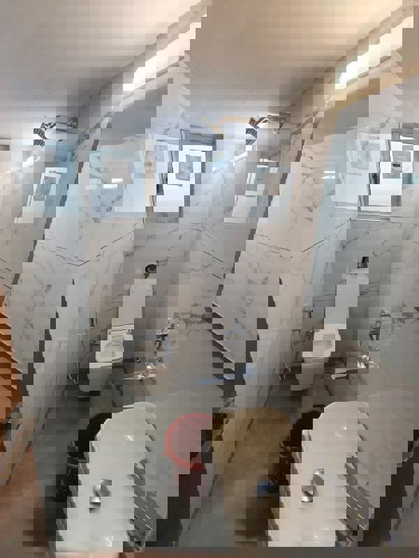 Pg For Rent in Vile Parle West