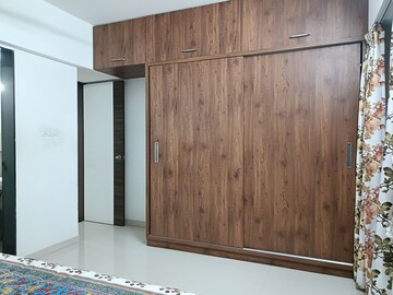 Room in 3 BHK Apartment at Mhada Apartments Yerawada, Yerawada – for Rent