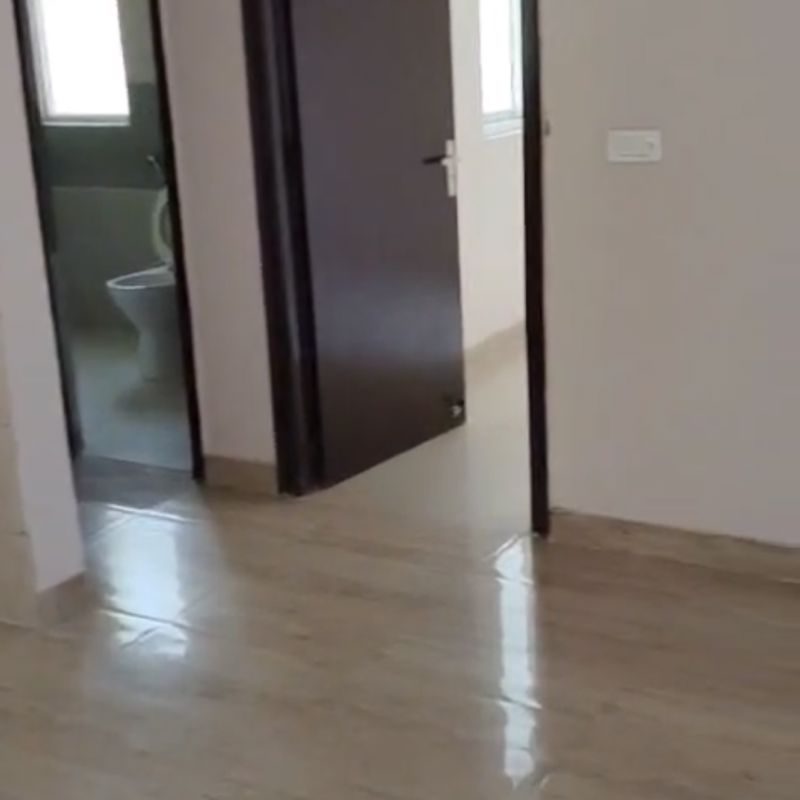 2 BHK Apartment For Sale in Amrapali Kingswood