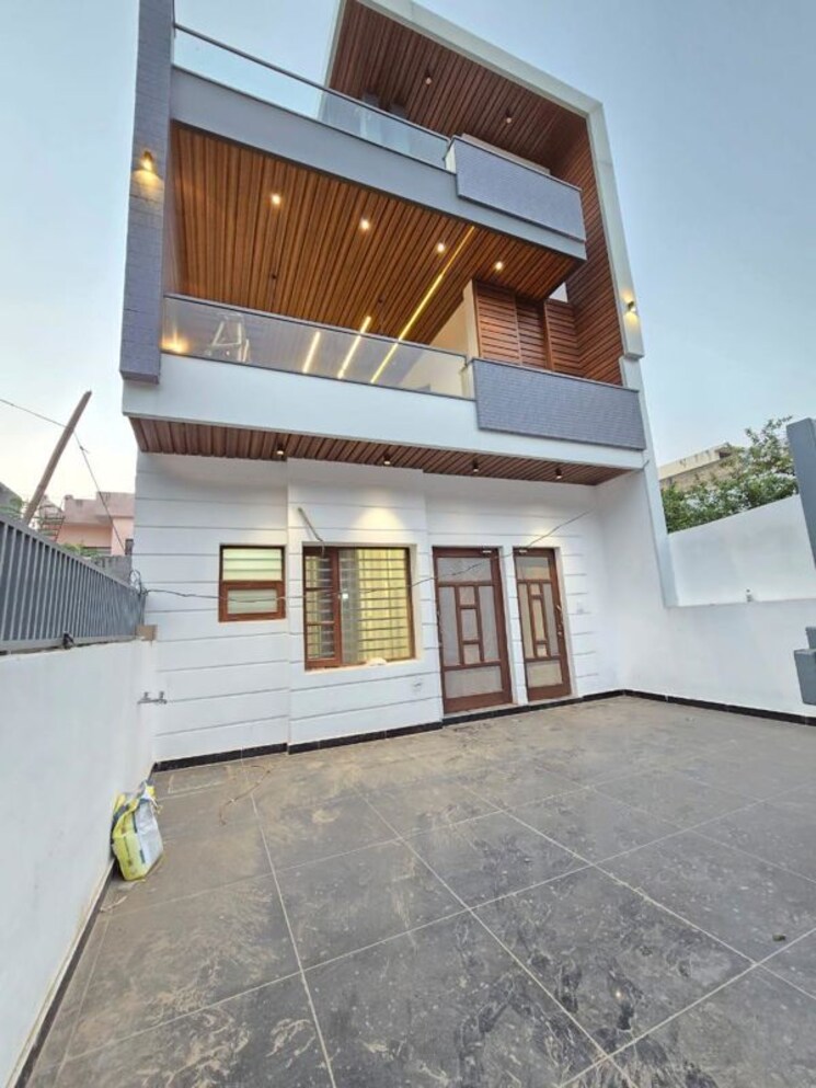 Exterior View, sector 124 5 Bedroom 205 Sq.Yd. Independent House In Sector 124 Mohali 9738055