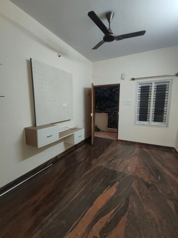 Room in 1 BHK Builder Floor at Hsr Layout – for Rent