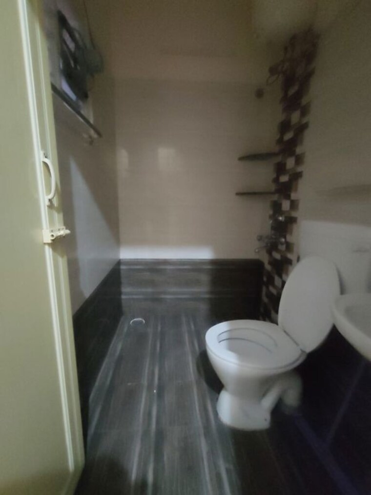 Bathroom, hsr layout 1 Bedroom 800 Sq.Ft. Builder Floor In Hsr Layout Bangalore 9738056