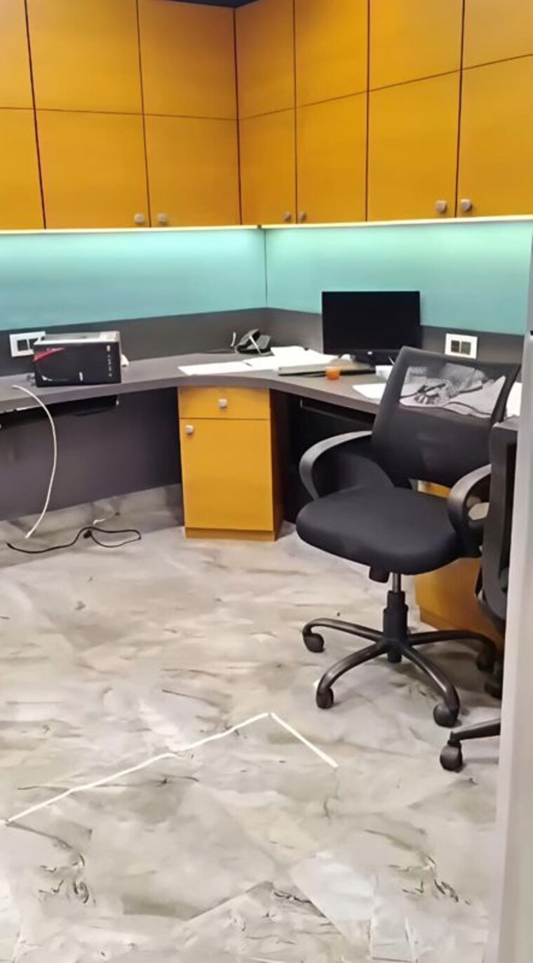 Team Area, new town Commercial Office Space 2145 Sq.Ft. In New Town Kolkata 9738043