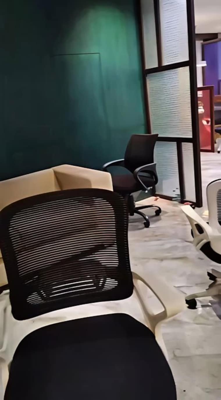 Team Area, new town Commercial Office Space 2145 Sq.Ft. In New Town Kolkata 9738043