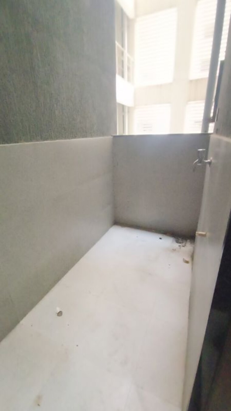 Balcony, bhandari-7-plumeria-drive 2 Bedroom 906 Sq.Ft. Apartment In Tathawade Pune 9738062