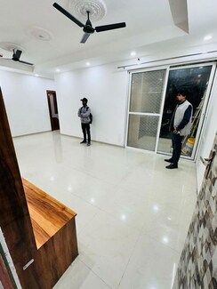 2 BHK + Study Room Apartment For Rent in Prateek Grand City