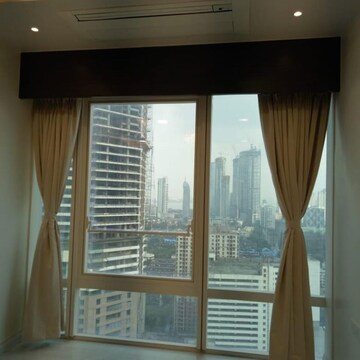 Furnished Amenities in 4 BHK Apartment at Indiabulls Blu, Upper Worli – for Rent