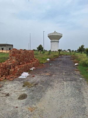  Plot – Exterior View View at Sector 20 Yamuna Expressway - for Sale