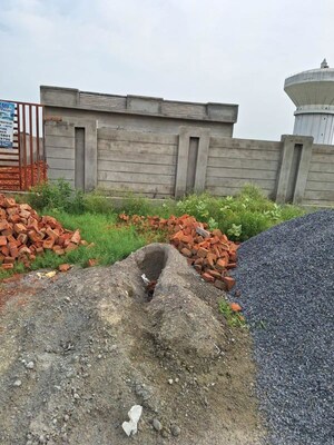  Plot – Exterior View View at Sector 20 Yamuna Expressway - for Sale