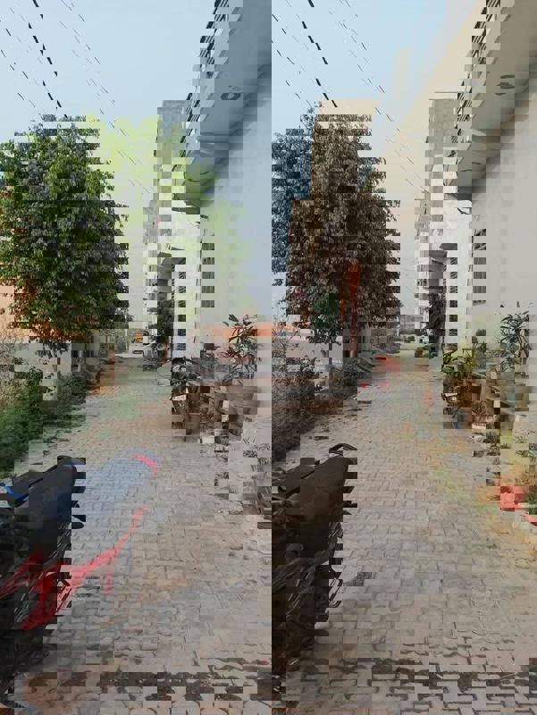 Plot For Sale in Anand Niketan