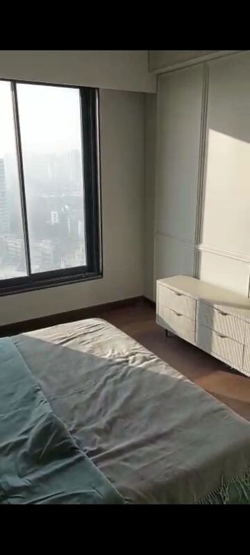 2 BHK Apartment For Sale in Neumec Shreeji Towers, Wadala East