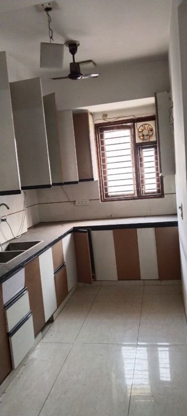 Kitchen, dwarika-raj-garden-city 4 Bedroom 2600 Sq.Ft. Apartment In Raj Nagar Extension Ghaziabad 9738100