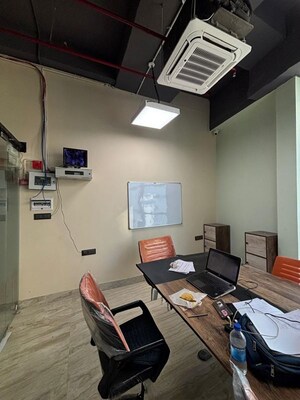  Office Space For Rent in Mani Casadona, New Town