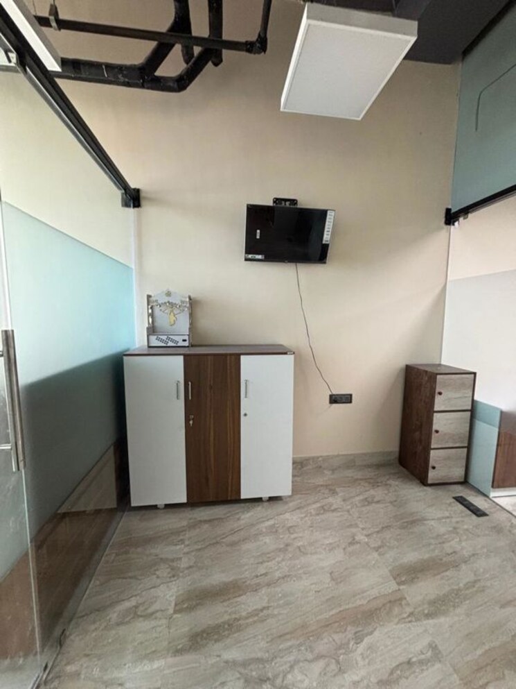 Kitchen, mani-casadona Commercial Office Space 350 Sq.Ft. In New Town Kolkata 9738094