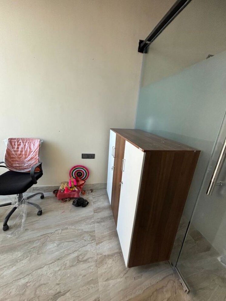 undefined, mani-casadona Commercial Office Space 350 Sq.Ft. In New Town Kolkata 9738094