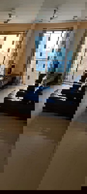 2.5 BHK 1300 Sq.Ft. Apartment in Oberoi Realty Splendor