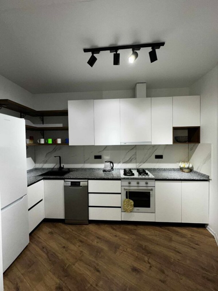 Kitchen, vasant kunj 3 Bedroom 1600 Sq.Ft. Builder Floor In Vasant Kunj Delhi 9738119