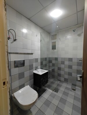 Bathroom in 3 BHK Apartment at Vrinda Heritage Skyward, Sector 1 Greater Noida – for Sale