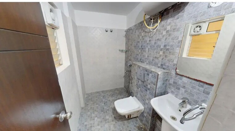 Bathroom, dsr-eden-greens 3 Bedroom 1715 Sq.Ft. Apartment In Varthur Bangalore 9738254