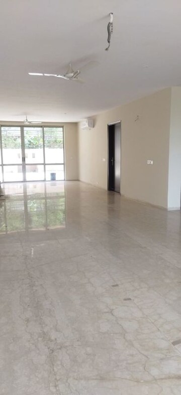 5 BHK Villa For Rent in Unitech The Villas, Sector 33