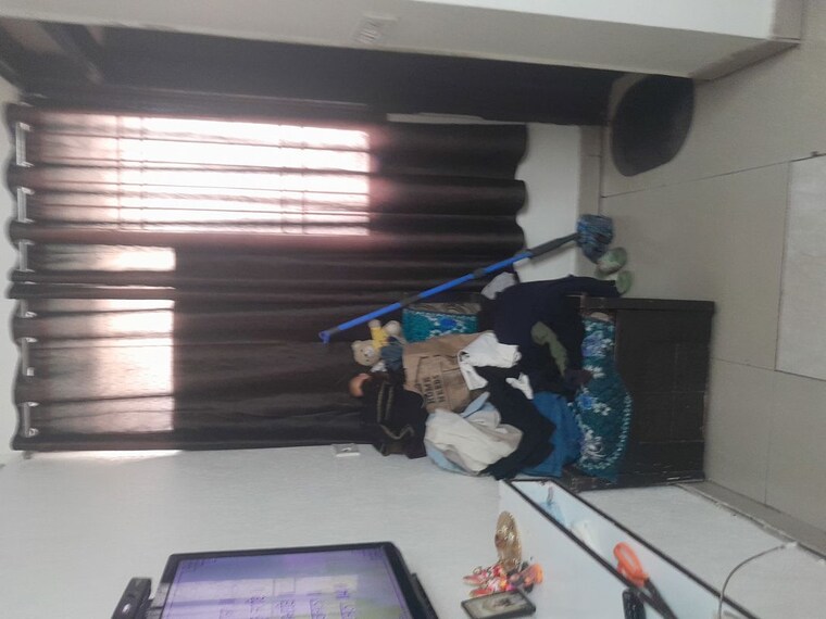  Parking, rohini sector 11 1 Bedroom 26 Sq.Mt. Builder Floor In Rohini Sector 11 Delhi 9738426