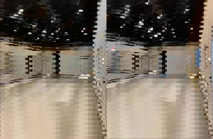 Showroom For Rent in Rohini Sector 8